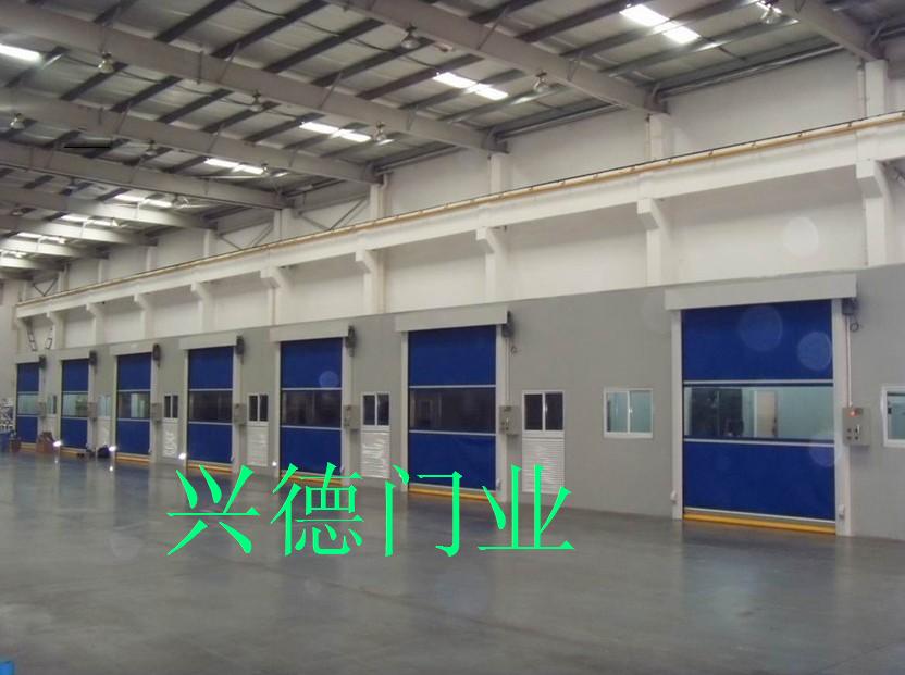 說說防塵門，防塵門由興德門業(yè)快速門防塵的專用門