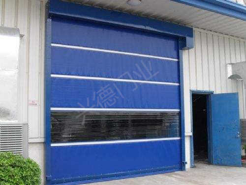 如何挑選到合格正規(guī)的東莞快速卷簾門(mén)