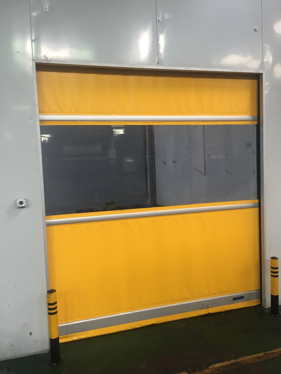 安裝快速門之前應(yīng)該怎樣預(yù)留電源線？